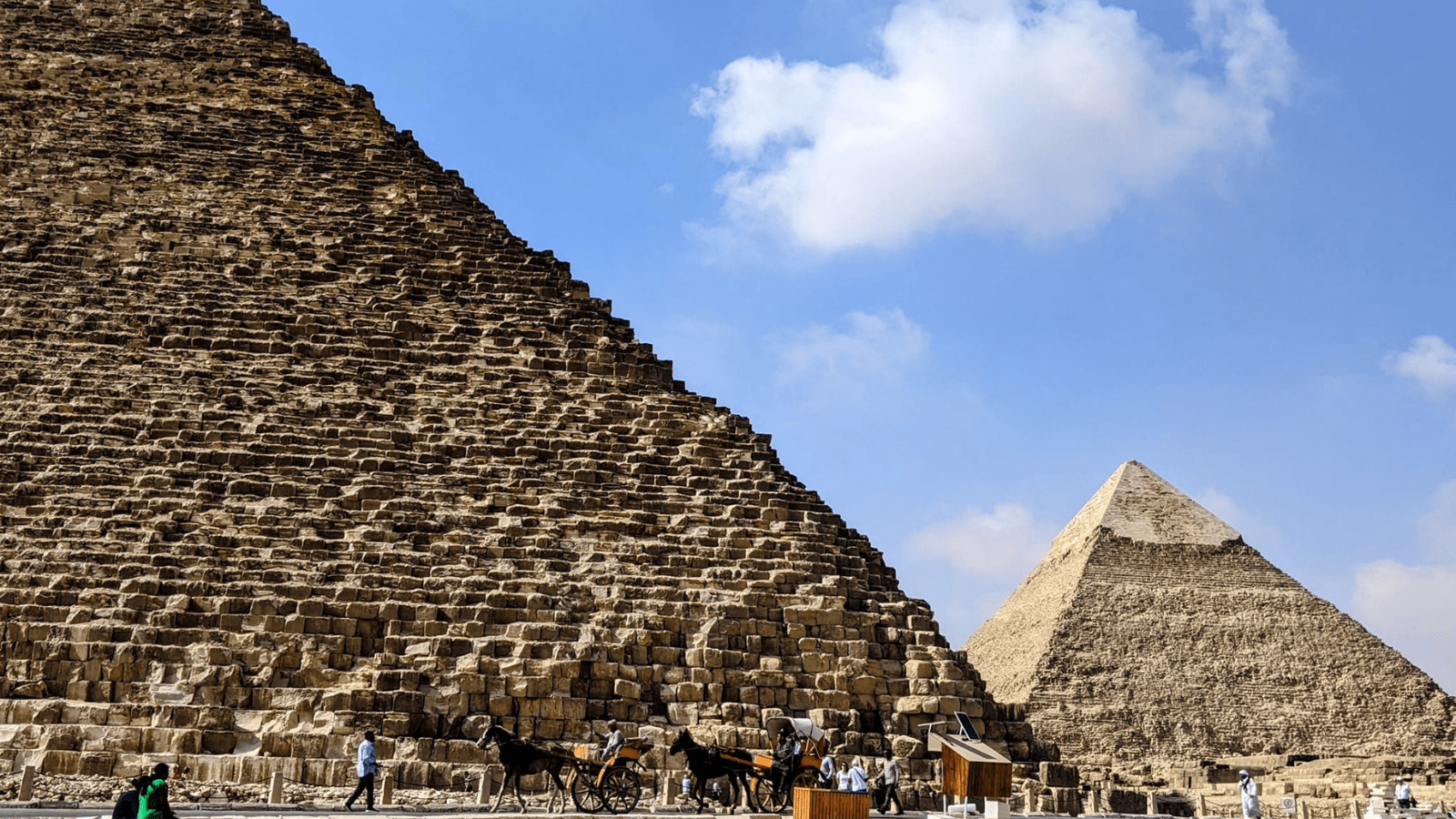 Half Day Tour in Giza Pyramids