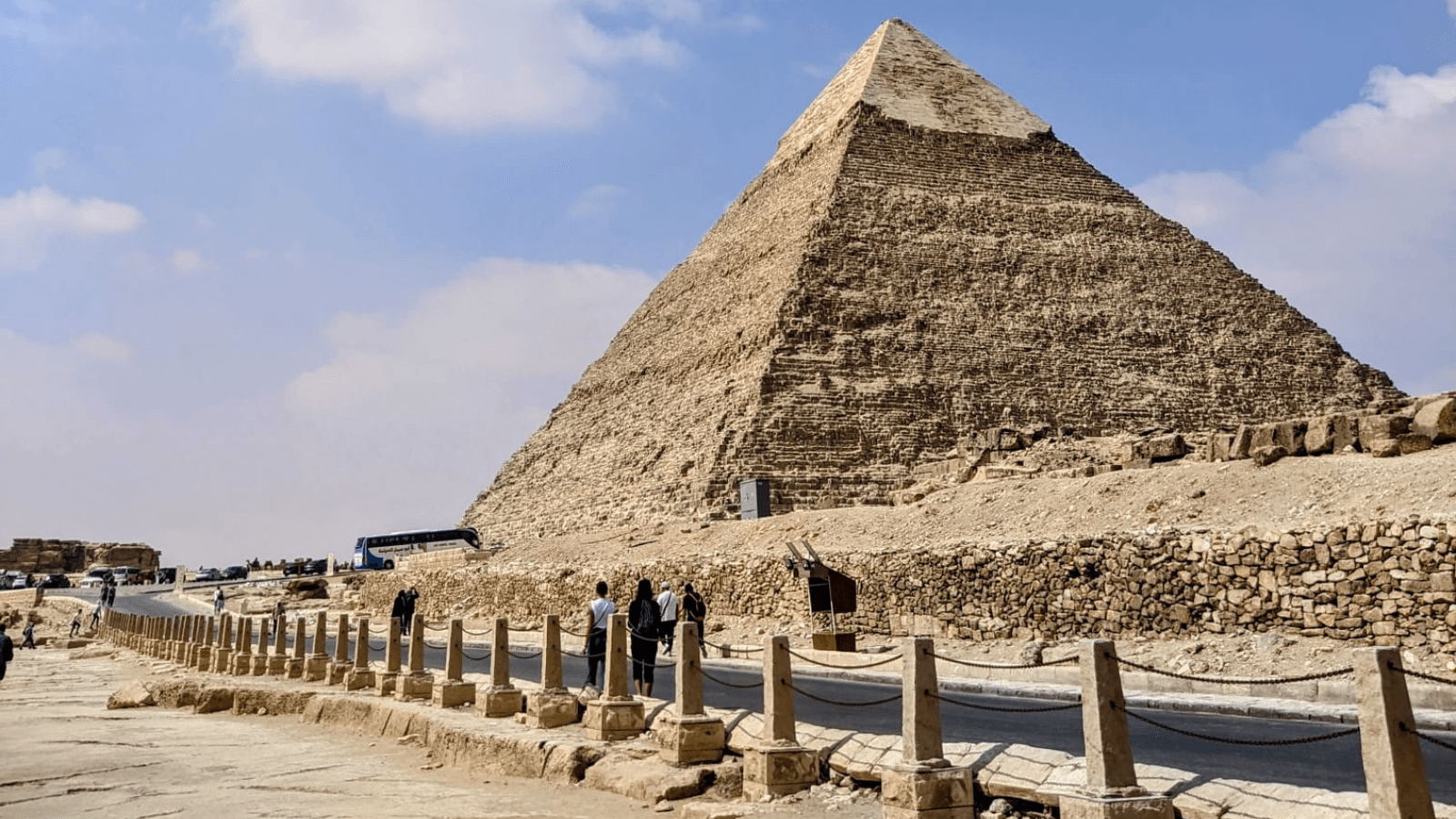 Half Day Tour in Giza Pyramids