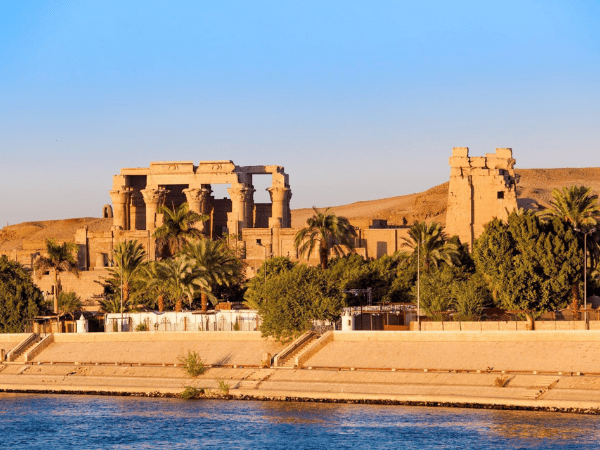Day Tour from Luxor To Kom Ombo and Edfu