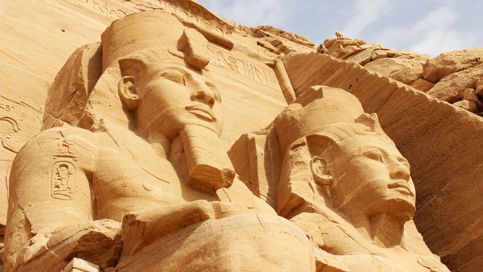 A Day Tour from Aswan to Abo Simbel