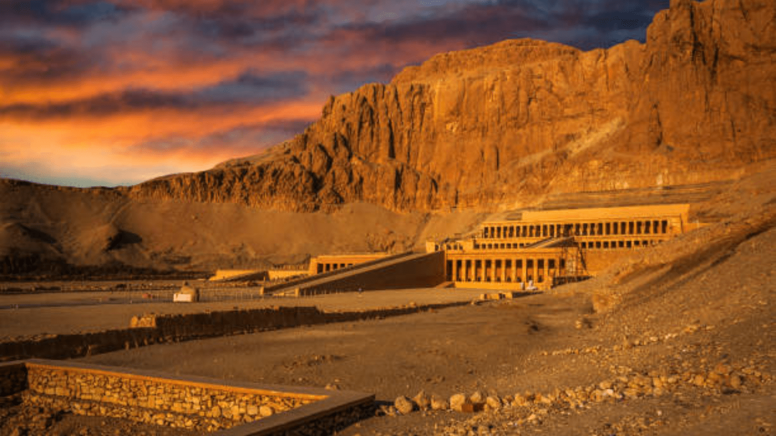 Group Day Tour from Hurghada To Luxor