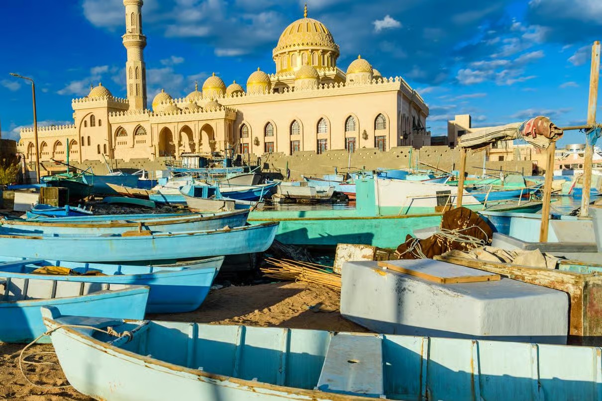 Hurghada Private City Tour: Old Town, Marina & Local Culture
