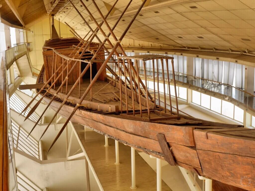 Khufu-Schiff
