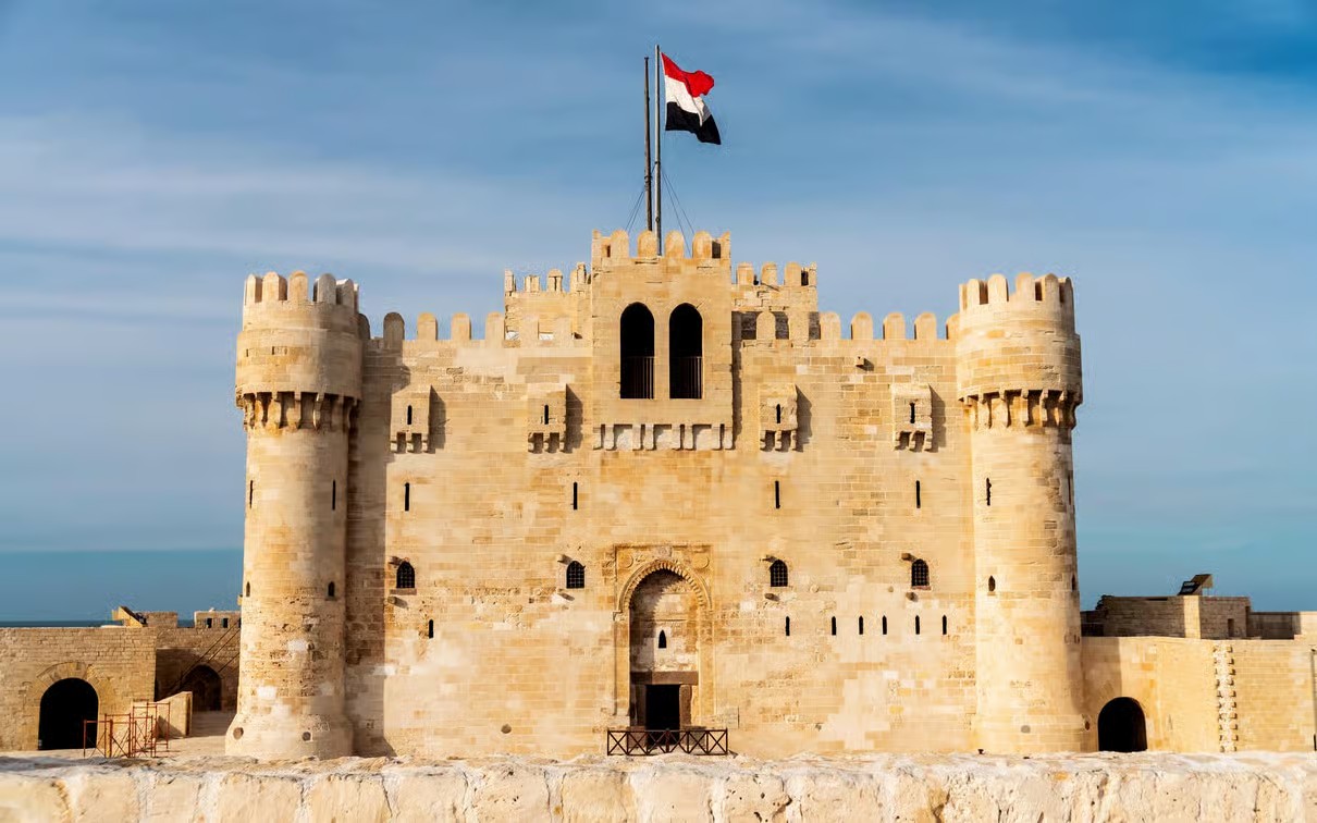 Alexandria Day Trip from Cairo: Catacombs, Library & Qaitbay Citadel