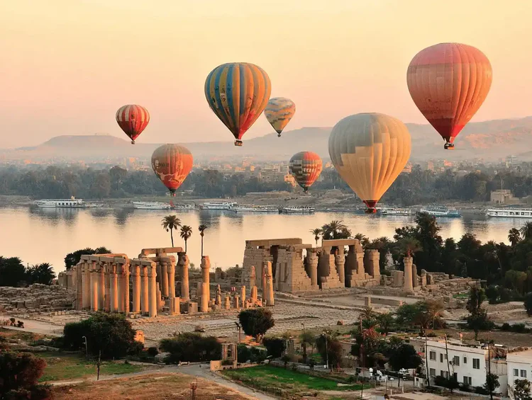 Heißluftballonfahrt über Luxor