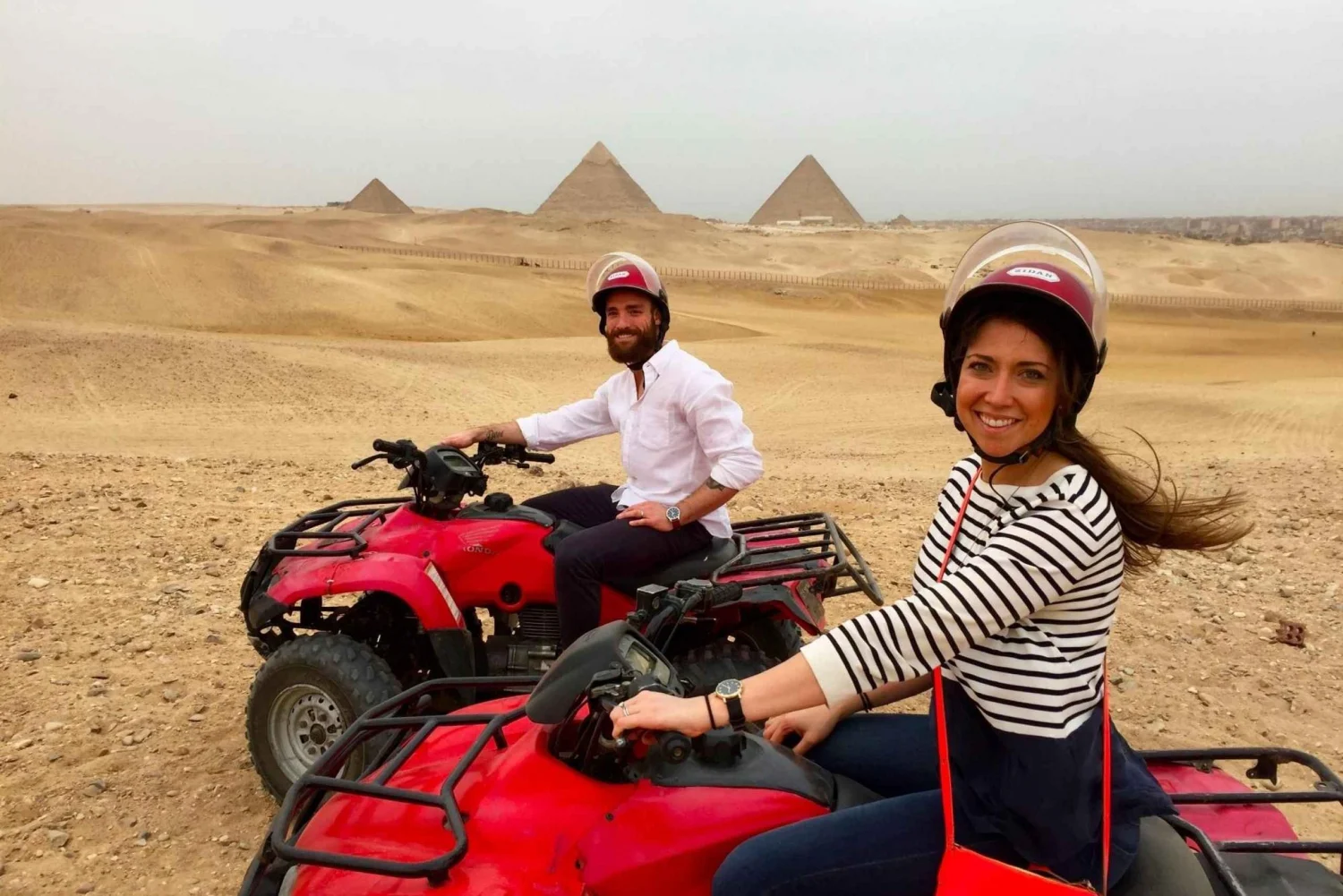Halbtägige Quad-Fahrt durch die Pyramiden von Gizeh