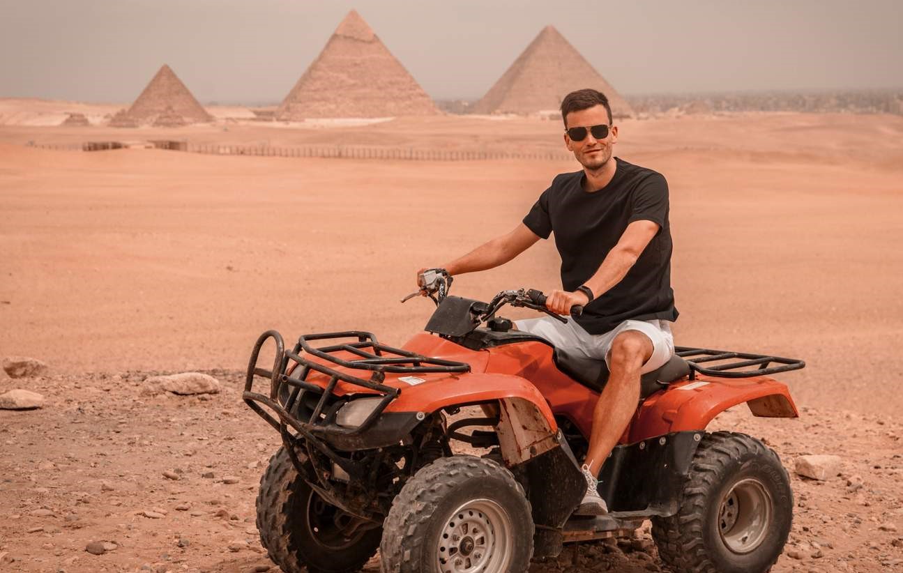 Halbtägige Quad-Fahrt durch die Pyramiden von Gizeh