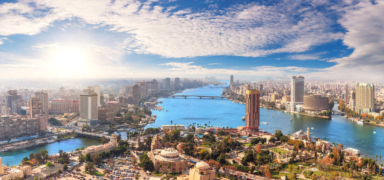 Tagestour von Sharm el Sheikh nach Kairo mit dem Bus
